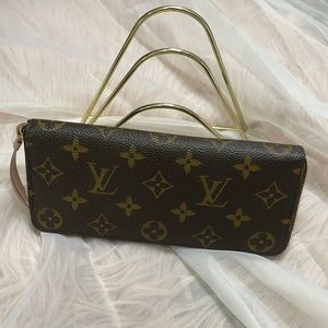 Aunthentic Louis Vuitton monogram CLÉMENCE wallet